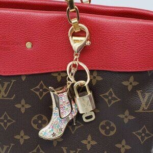 Authentic LV Gold Padlock 🔒Unbranded  Keychain Charm for Louis Vuitton Bags